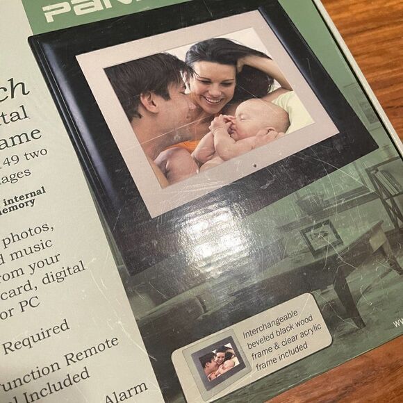 Pandigital PAN80-2 8" Digital Picture Frame - Picture 3 of 3